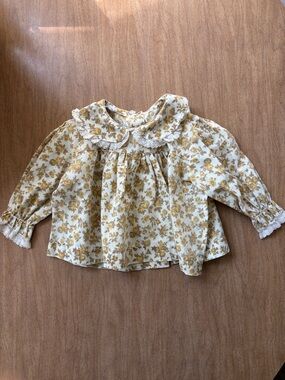 Vintage Baby Shirt with Flower Print and Lace Detailing